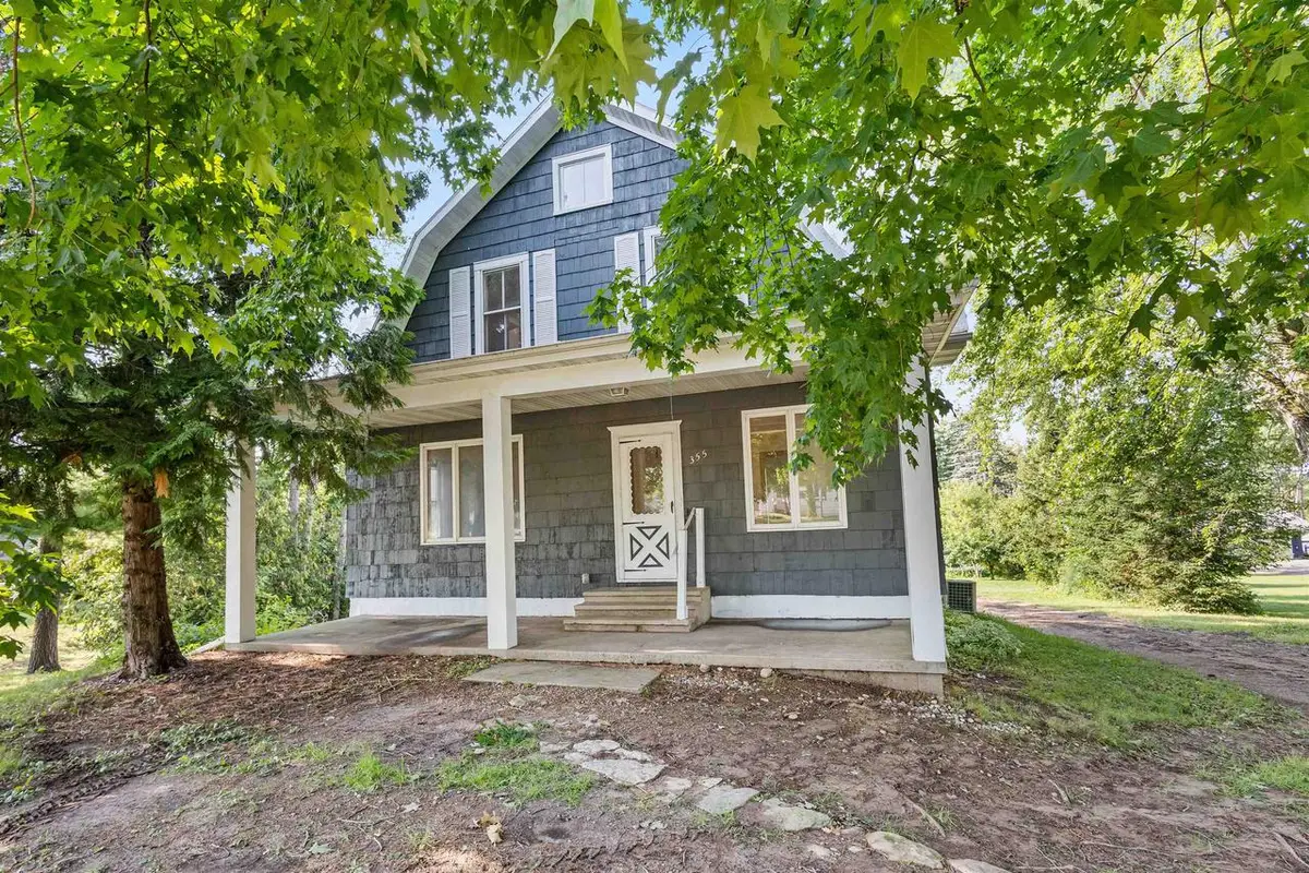 355 NYE STREET, Hortonville, WI 54944 - #1