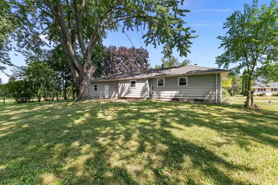 575 GLENDALE AVENUE, Oshkosh, WI 54901 - #3