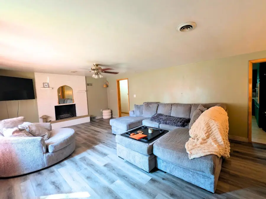 147 HILLTOP DRIVE, Green Bay, WI 54301 - #3