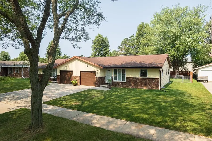 517 KELLY JO DRIVE, Green Bay, WI 54303 - #2