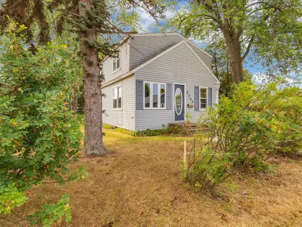 2305 17TH AVENUE, Menominee, MI 49858