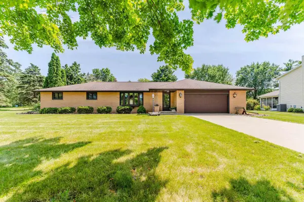 2897 OMRO ROAD, Oshkosh, WI 54904