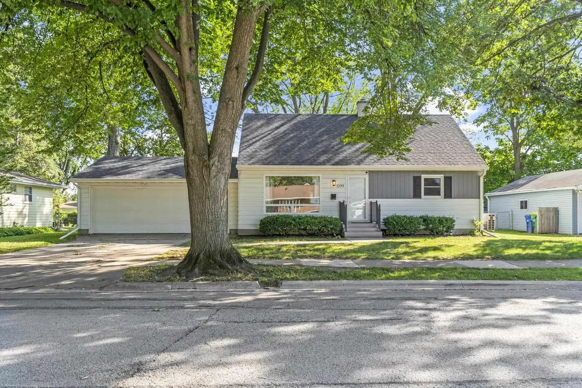 1099 KENWOOD STREET, Green Bay, WI 54304 - #1