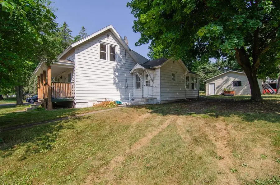 190 MILL STREET, Iola, WI 54945 - #2