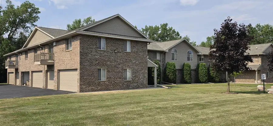 3325 N CASALOMA DRIVE  #UNIT 40, Appleton, WI 54913 - #2