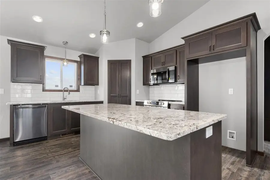 8308 MARLO AVENUE, Neenah, WI 54956 - #3
