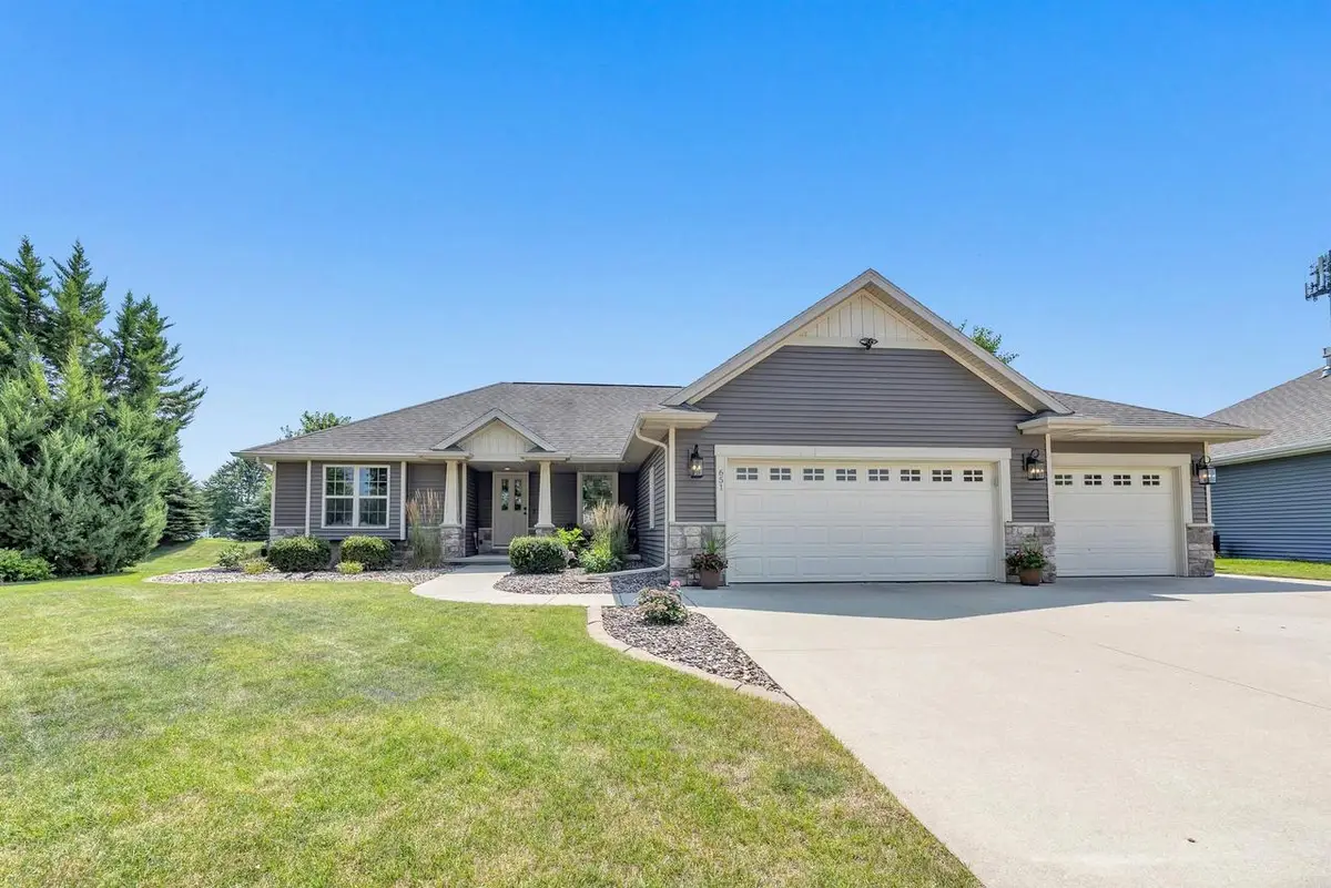 651 PEBBLESTONE CIRCLE, Hobart, WI 54155 - #1