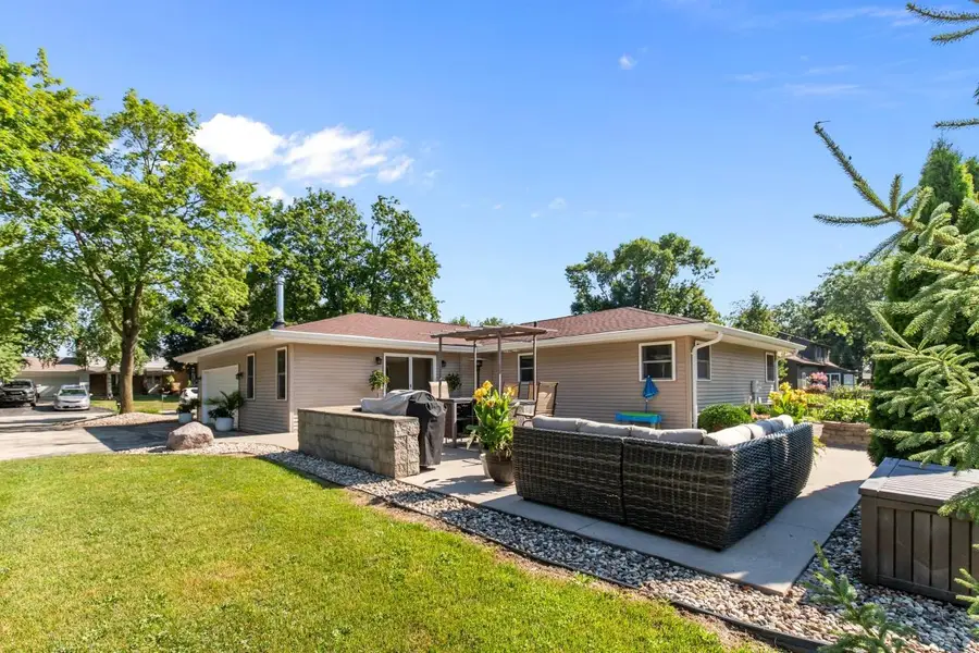 5771 ST IVES ROAD, Oshkosh, WI 54904 - #3