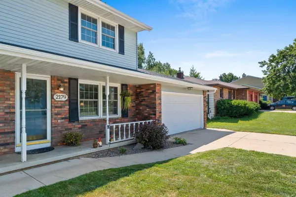 2179 PACKERLAND DRIVE, Green Bay, WI 54304