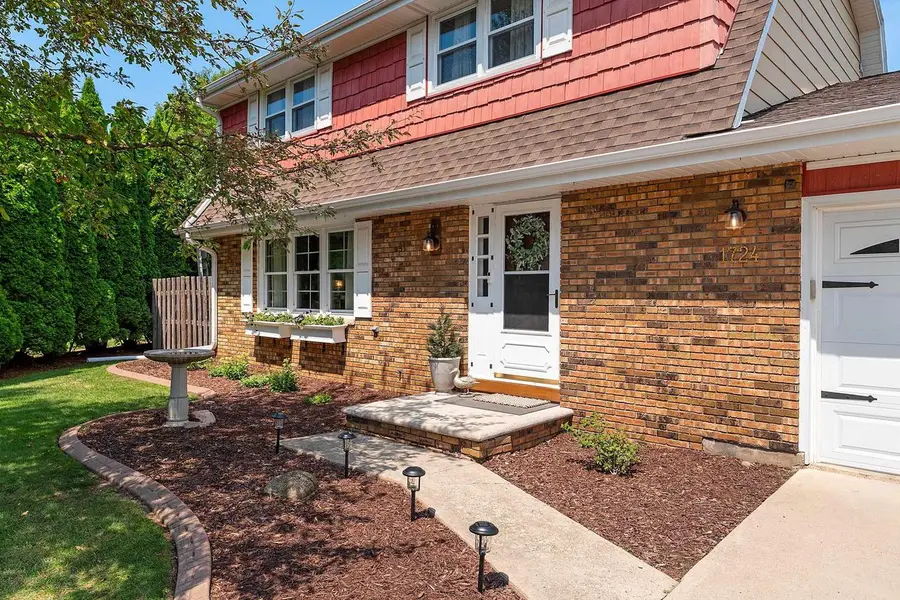 1724 MURPHY COURT, Green Bay, WI 54303 - #2