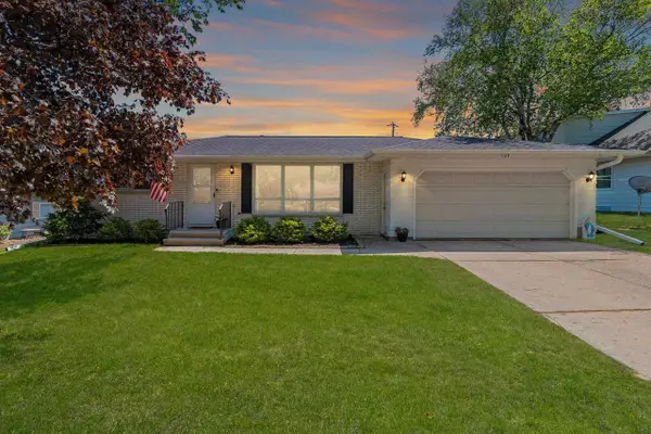 1109 CAMERON STREET, Green Bay, WI 54304