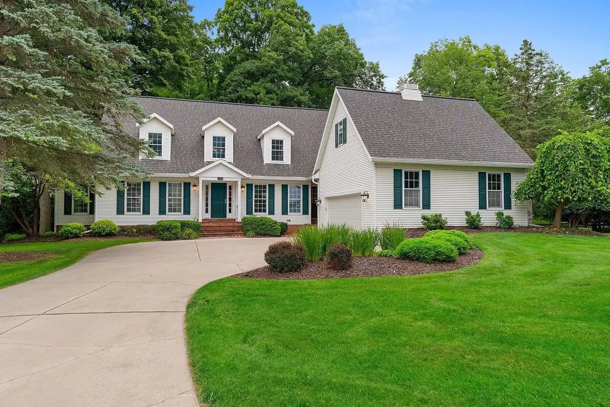 152 GARDEN GATE COURT, Green Bay, WI 54313 - #1