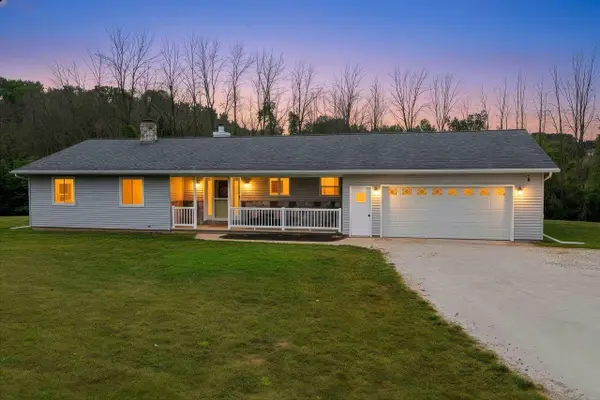 1880 N COUNTY RD S, Reedsville, WI 54230