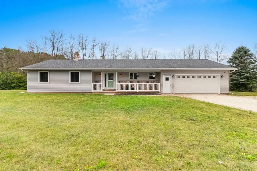 1880 N COUNTY RD S, Reedsville, WI 54230 - #2