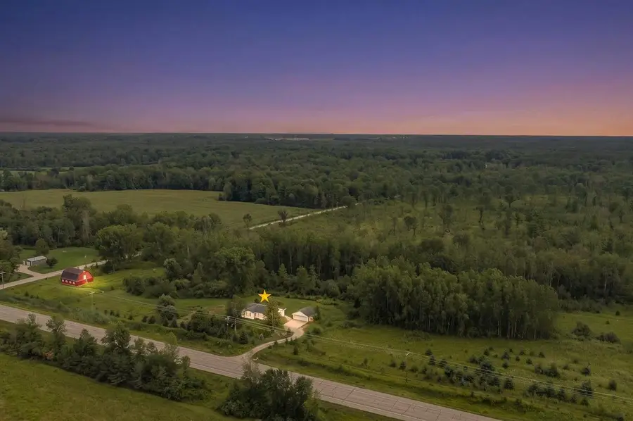 5337 STATE HWY 22, Lena, WI 54139 - #2