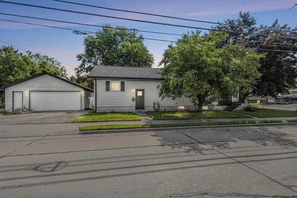 1222 KNAPP STREET, Oshkosh, WI 54902