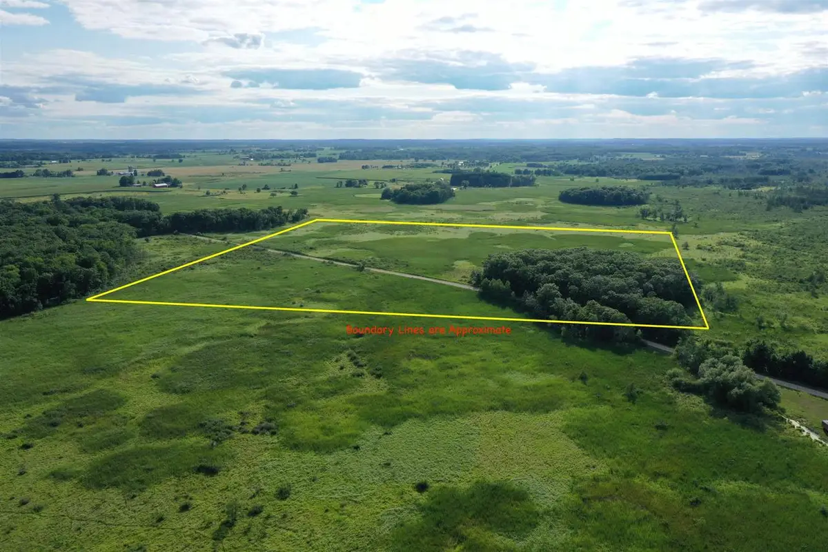34TH ROAD, Berlin, WI 54923 - #1