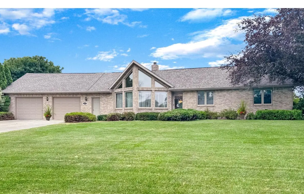 3101 CLAYMORE LANE, New Franken, WI 54229 - #1