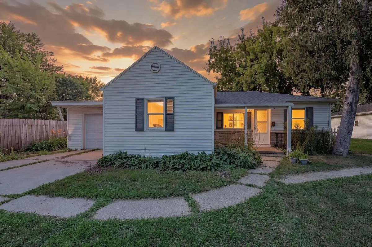 524 S 6TH STREET, De Pere, WI 54115 - #1