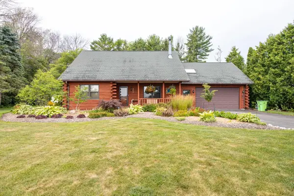 N8659 FIRELANE 10, Menasha, WI 54952