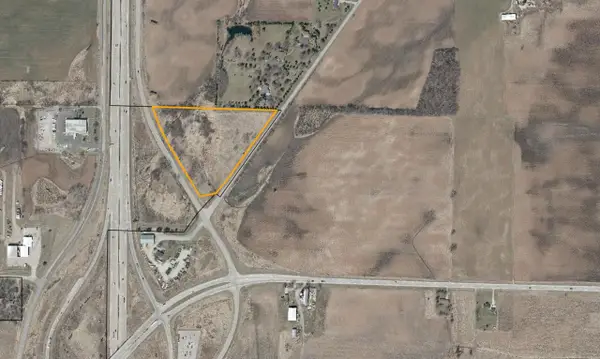 4400 POBEREZNY ROAD, Oshkosh, WI 54902