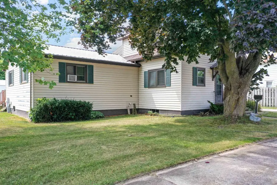 120 5TH STREET, Oconto, WI 54153 - #2