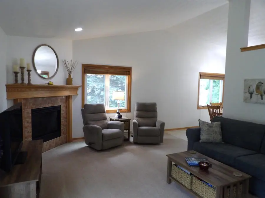 209 WINDFIELD COURT, Wrightstown, WI 54180 - #3