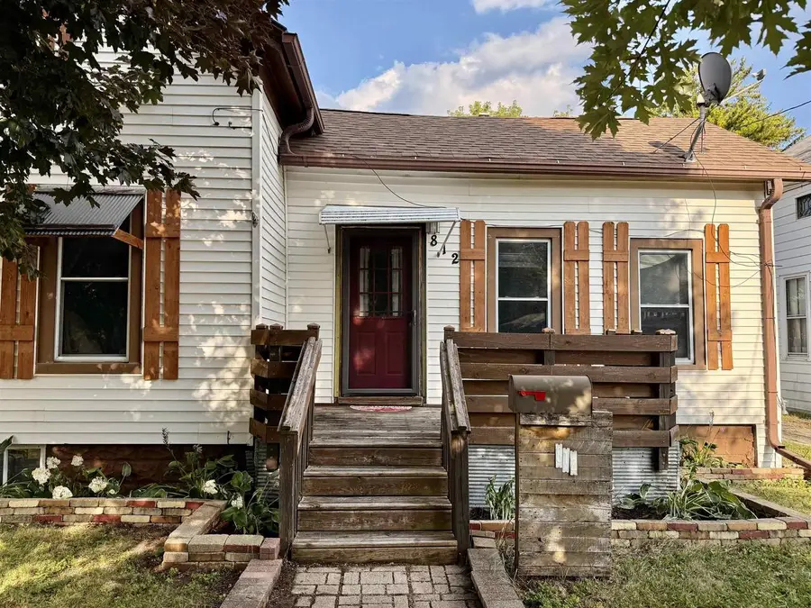 812 MT VERNON STREET, Oshkosh, WI 54901 - #2