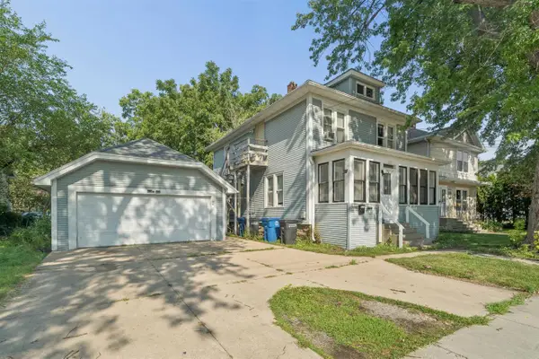 1213 GRAND STREET, Oshkosh, WI 54901