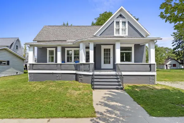 1030 ELIZABETH AVENUE, Marinette, WI 54143