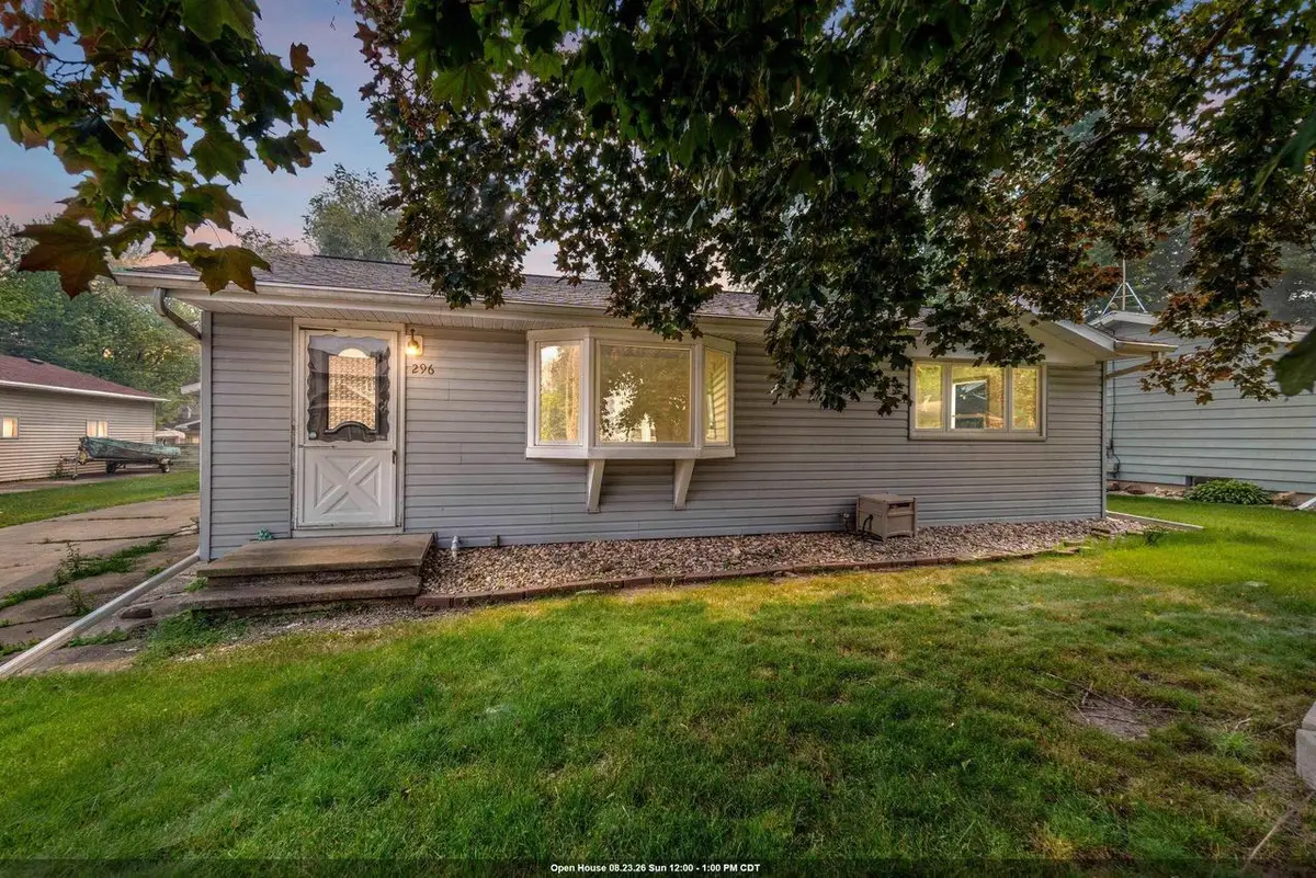 296 S WASHINGTON STREET, Berlin, WI 54923 - #1
