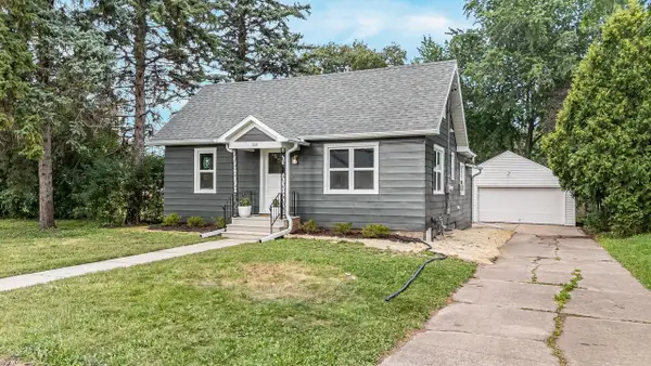 514 JOSSLYN STREET, Oshkosh, WI 54902