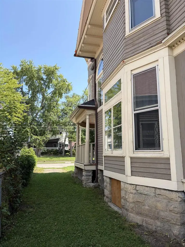 535 ALGOMA BOULEVARD, Oshkosh, WI 54901 - #3