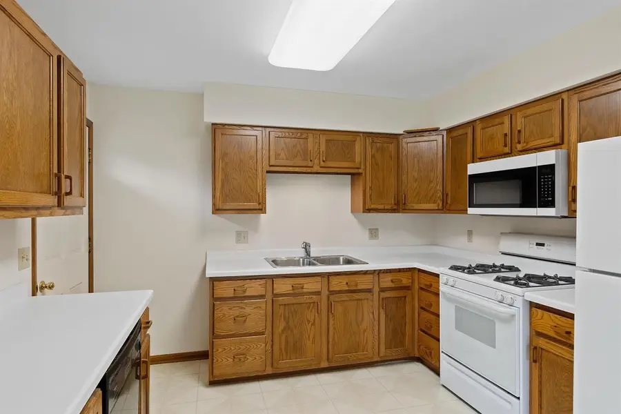 216 W PRAIRIE STREET, Wautoma, WI 54982 - #2