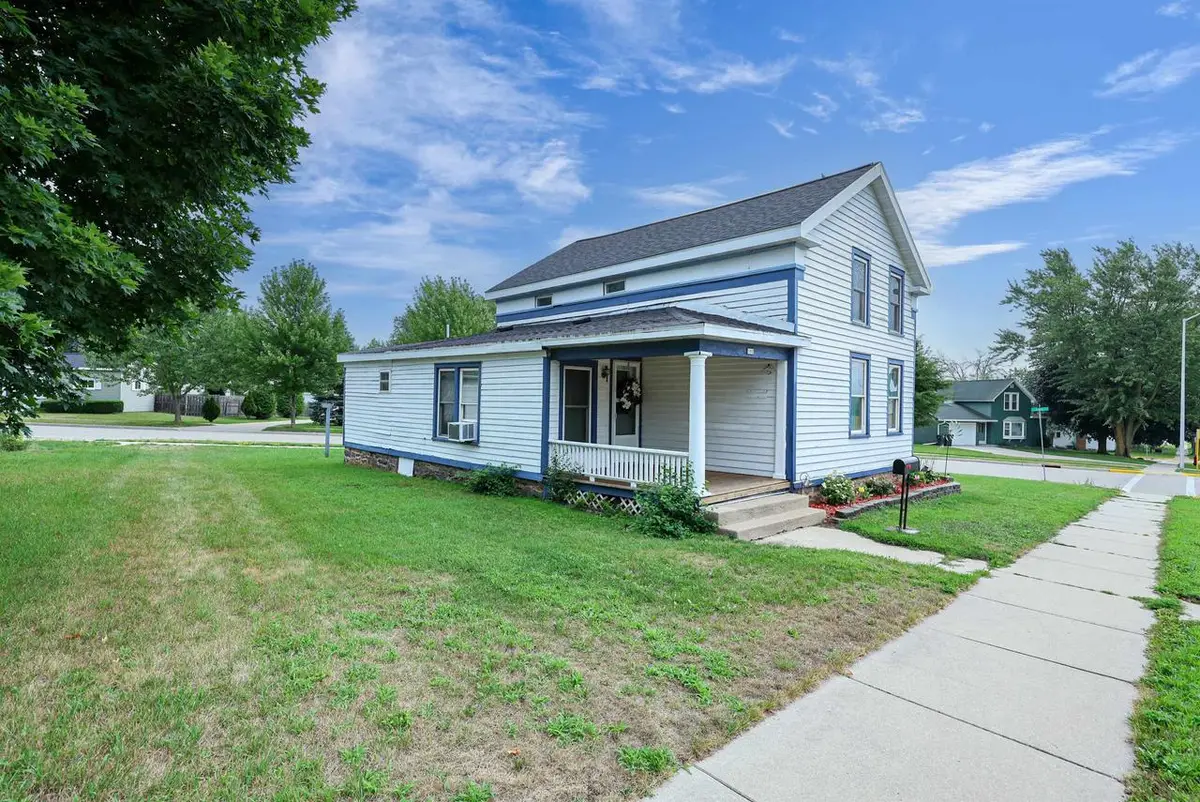 180 RIPON ROAD, Berlin, WI 54923 - #1
