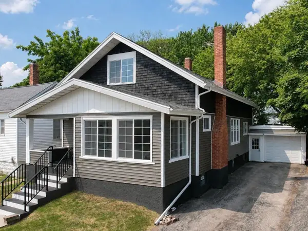 1006 15TH AVENUE, Menominee, MI 49858