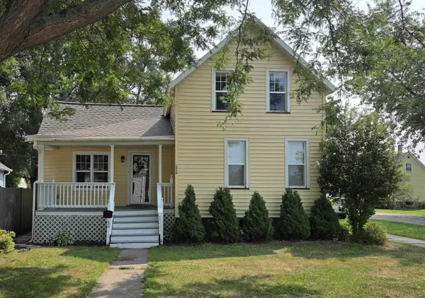 1040 BLAINE STREET, Marinette, WI 54143