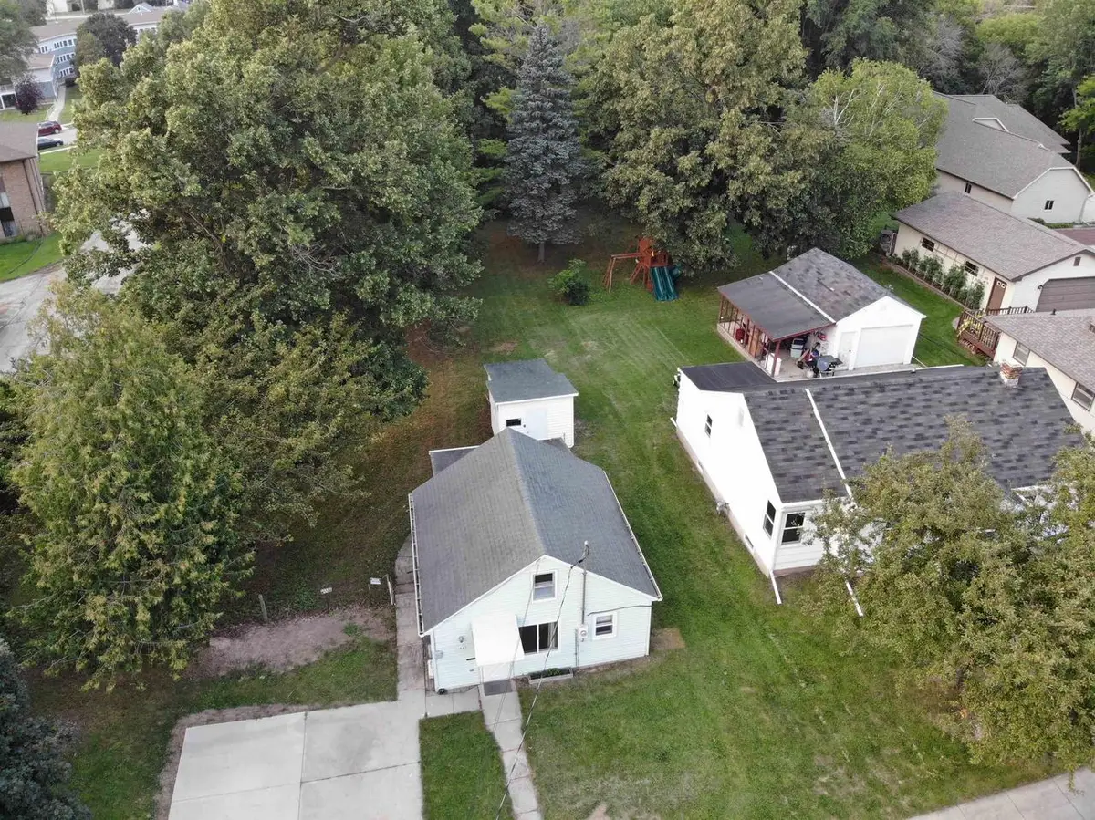 124 W 13TH STREET, Kaukauna, WI 54130 - #1