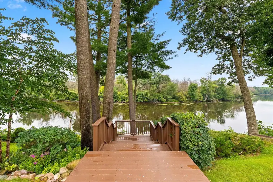 1135 S MAIN STREET, Shawano, WI 54166 - #3