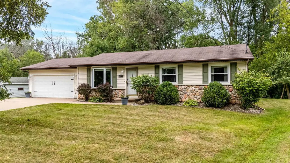 1205 MANITOWOC ROAD, Menasha, WI 54952 - #1