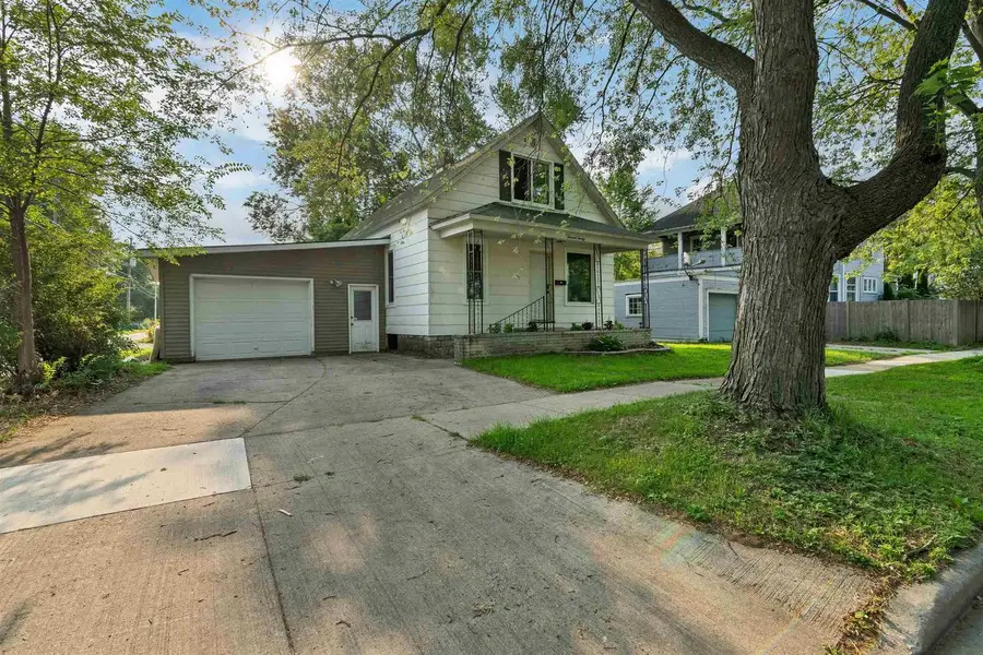 1320 CHURCH STREET, Marinette, WI 54143 - #3