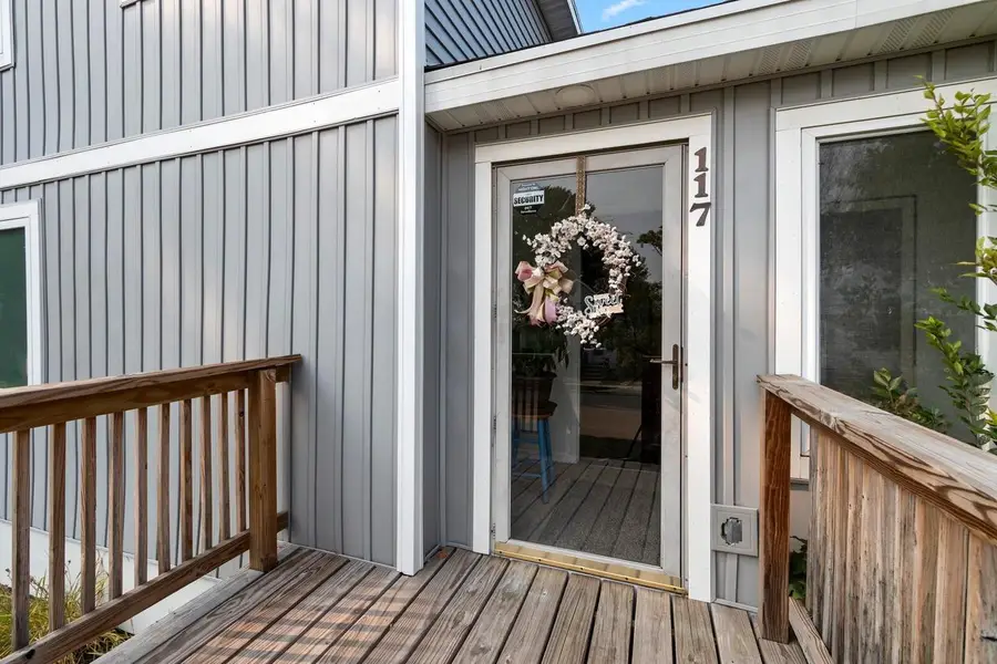 117 ADAMS STREET, Oconto, WI 54153 - #3