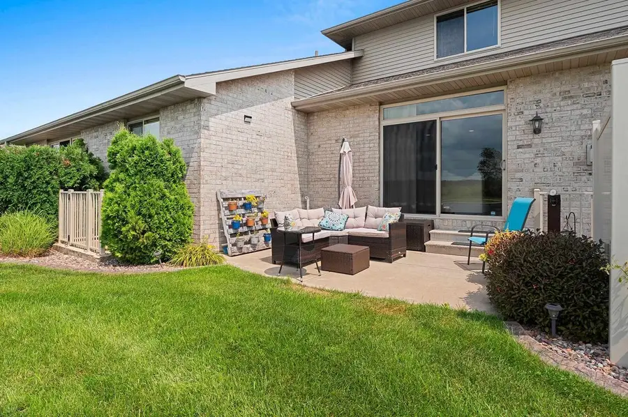 1693 MAIN CIRCLE  #2, Ashwaubenon, WI 54115 - #2