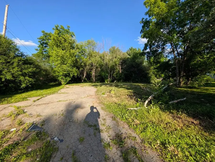 912 MEADOW LANE, Neenah, WI 54956 - #3