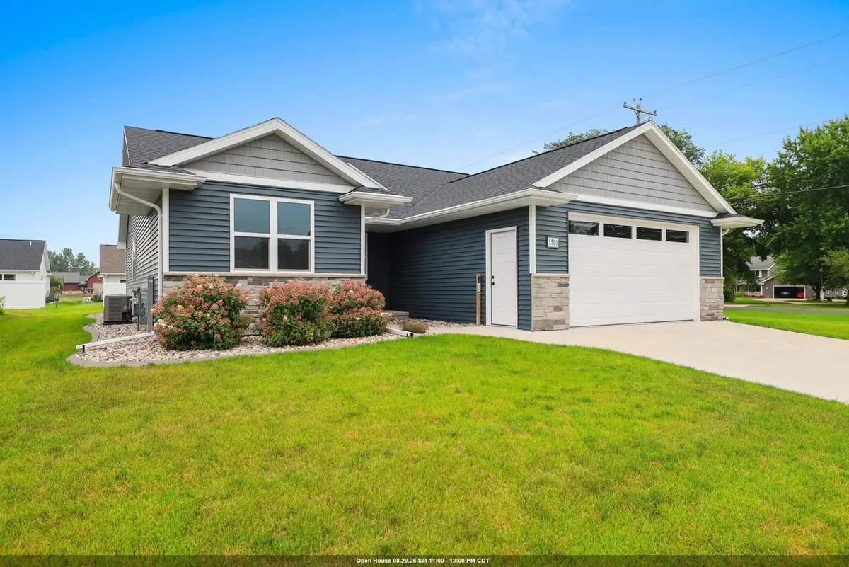 1501 LIBERTY AVENUE, Neenah, WI 54956 - #1