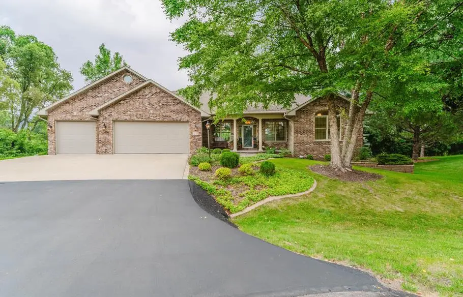 4130 TWILIGHT COURT, Oshkosh, WI 54904 - #1