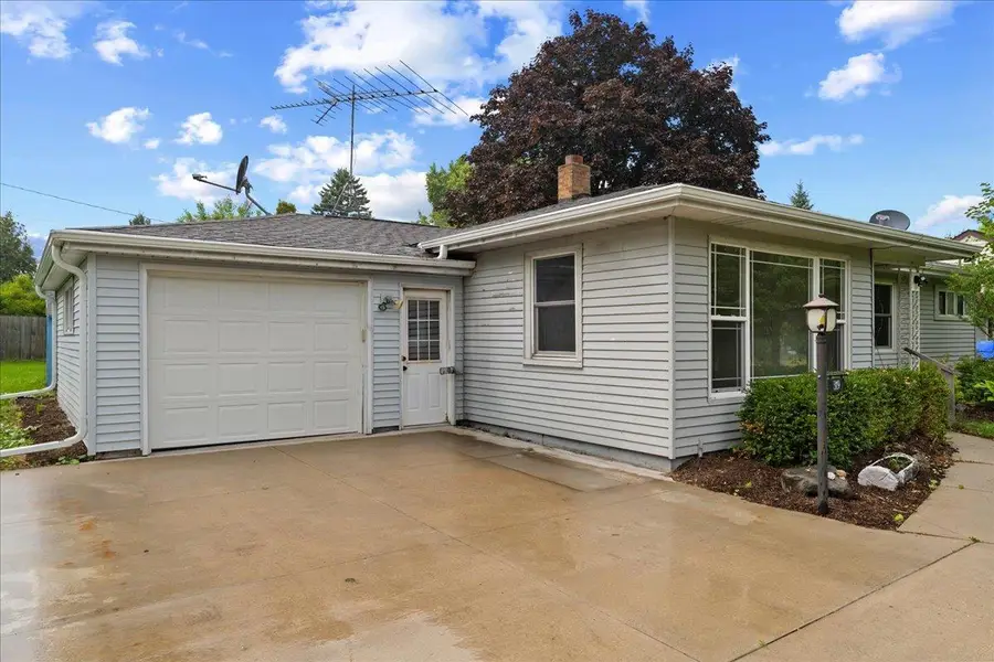 319 PARKER AVENUE, Algoma, WI 54201 - #3