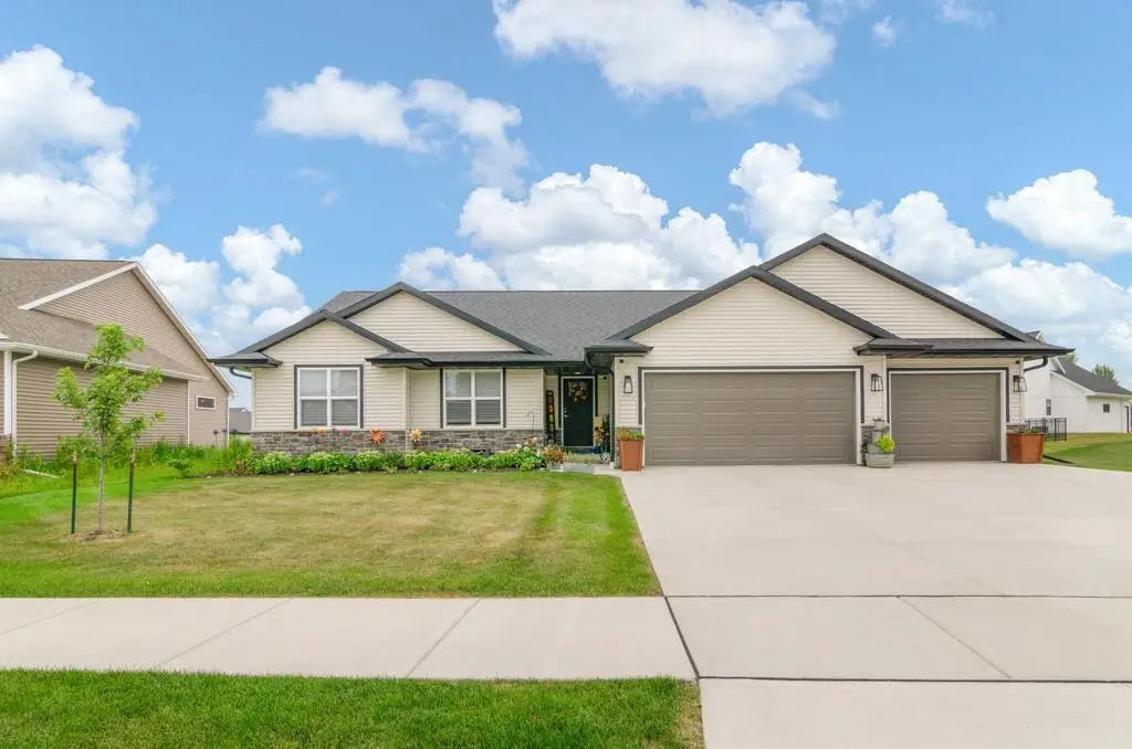 2559 MEYER WAY, De Pere, WI 54115 - #1