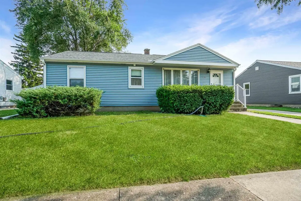236 E 18TH STREET, Fond Du Lac, WI 54935 - #1