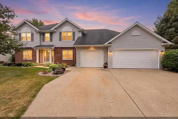 1990 TYLER LANE, De Pere, WI 54115